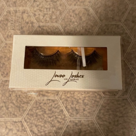 💛Lava lashes eyelashes - Picture 2 of 4